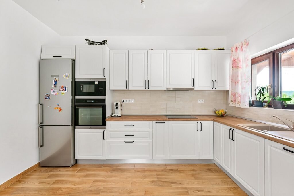 L shaped kitchen cabinets