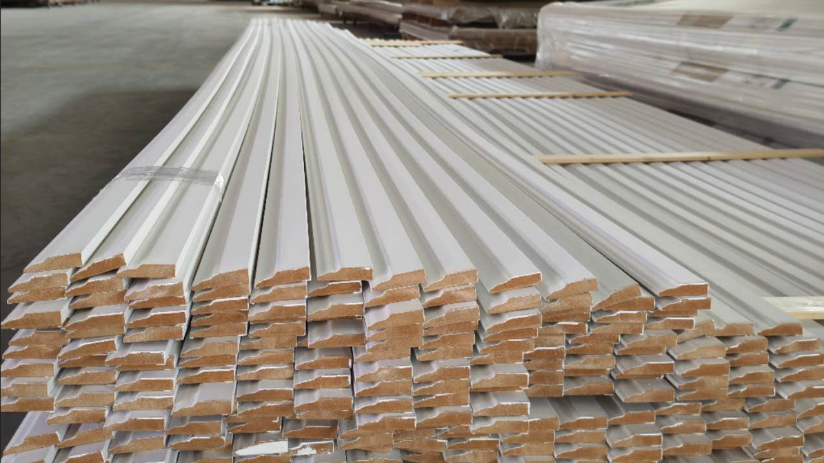 Moulding in the UWG factory