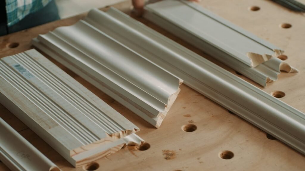 crown moulding material