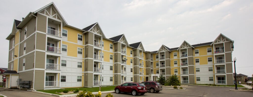 Scale Advantages and Repetition Effects